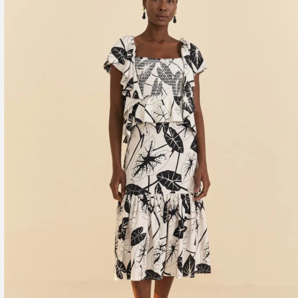 NWT Farm Rio Graphic Leaves Off-White Midi Dress SIZE M